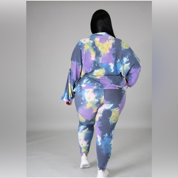 Two Piece Multi Colored Set - Picture 4 of 4